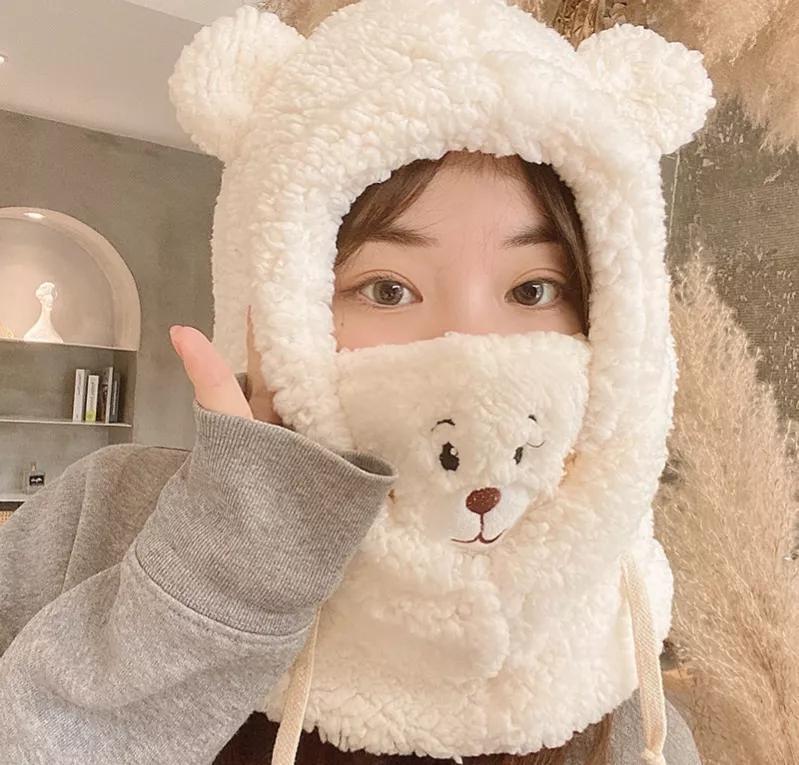 女生阳后发现戴帽子的人变多了