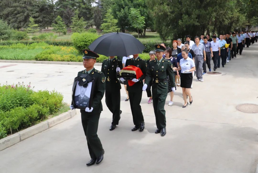 孙洪林是怎么牺牲的，孙红林烈士是怎么牺牲的 