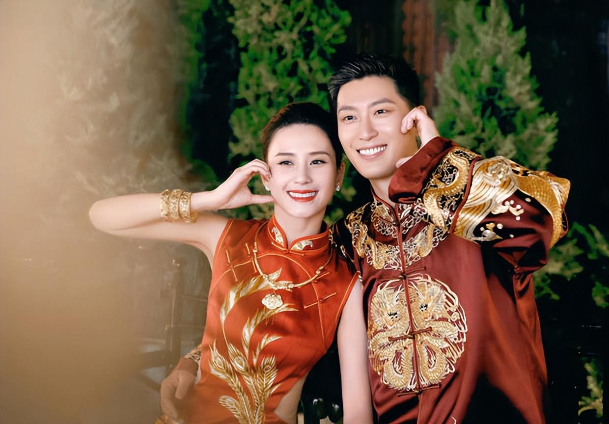 赌王女儿何超莲与窦骁结婚？（何超莲的